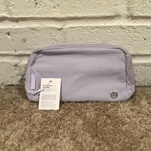 Everywhere Belt Bag 1L